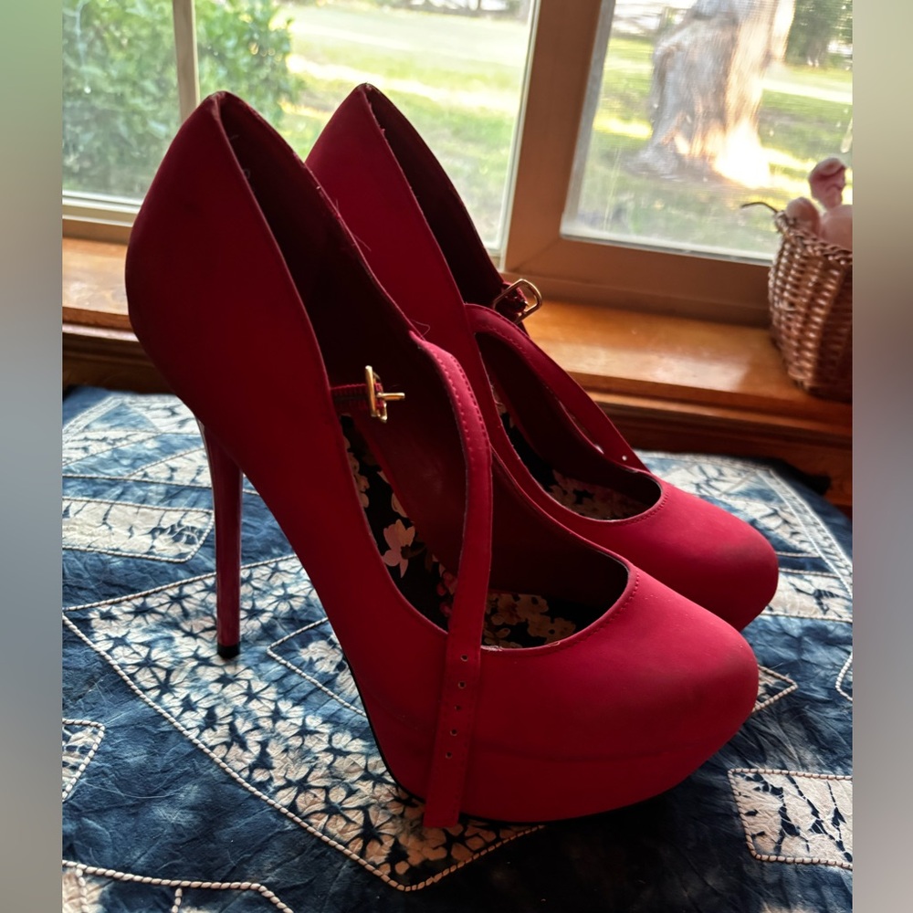 red sexy 6 inch stilettos